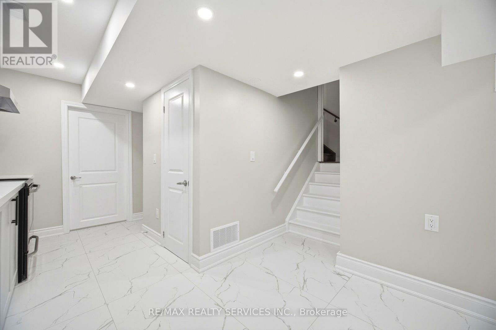 26 Deer Ridge Trail, Caledon, Ontario  L7C 3Z6 - Photo 33 - W12640508