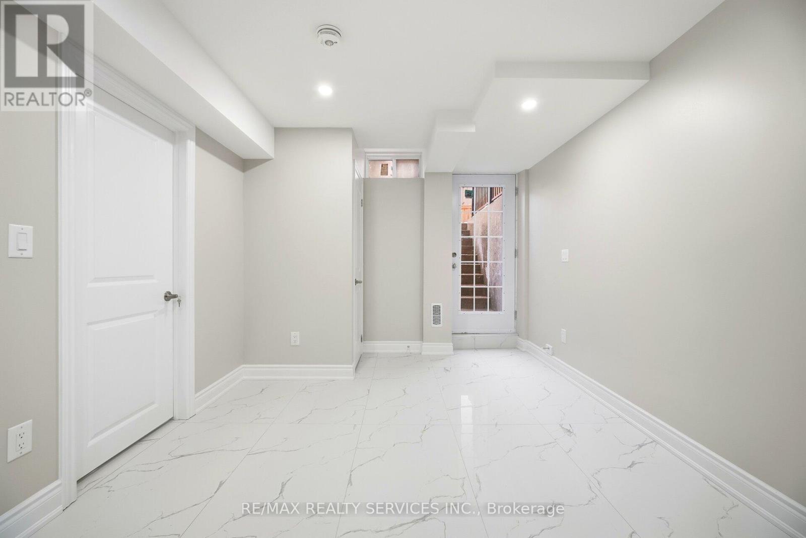 26 Deer Ridge Trail, Caledon, Ontario  L7C 3Z6 - Photo 38 - W12640508