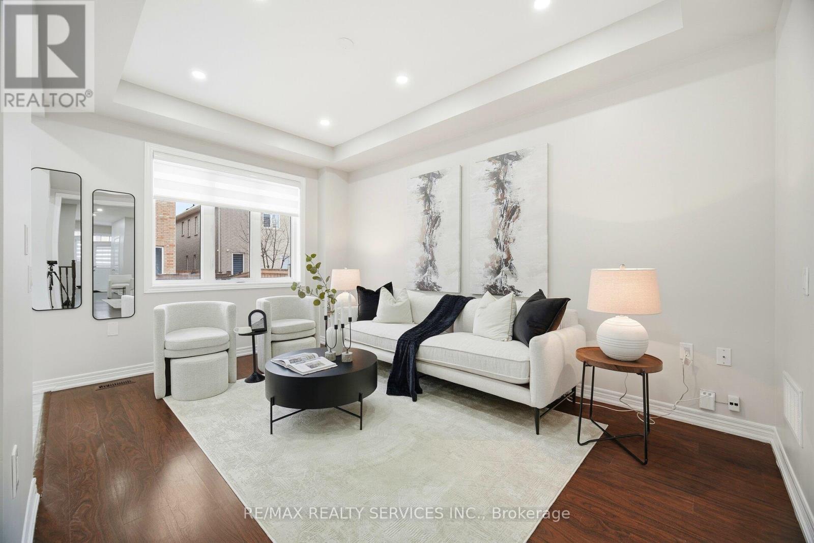 26 Deer Ridge Trail, Caledon, Ontario  L7C 3Z6 - Photo 7 - W12640508