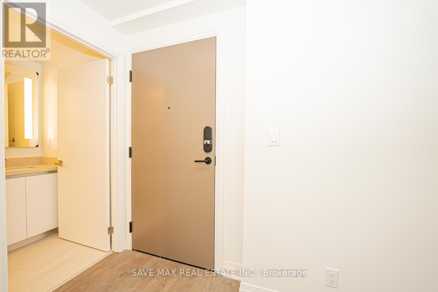 3702 - 4015 The Exchange Street, Mississauga, Ontario  L5B 0N9 - Photo 13 - W12640528