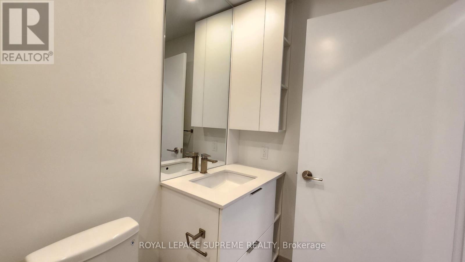 418 - 1 Fairview Road E, Mississauga, Ontario  L5A 0B4 - Photo 13 - W12640532