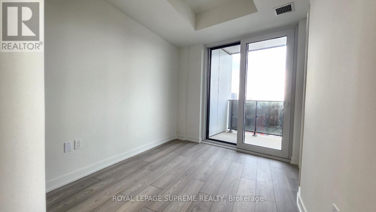 418 - 1 Fairview Road E, Mississauga, Ontario  L5A 0B4 - Photo 8 - W12640532