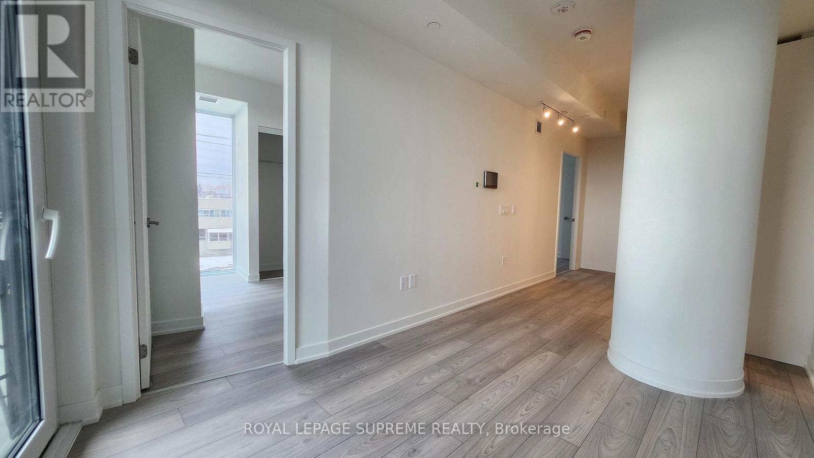 418 - 1 Fairview Road E, Mississauga, Ontario  L5A 0B4 - Photo 9 - W12640532