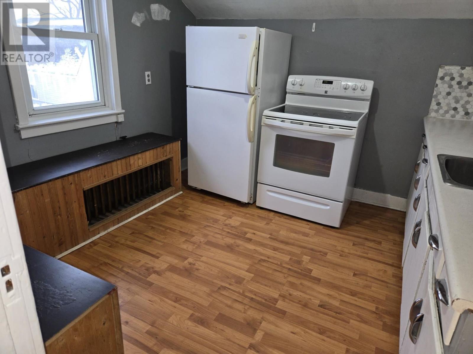 328 Gillies St, Sault Ste. Marie, Ontario  P6C 3Z7 - Photo 12 - SM253503