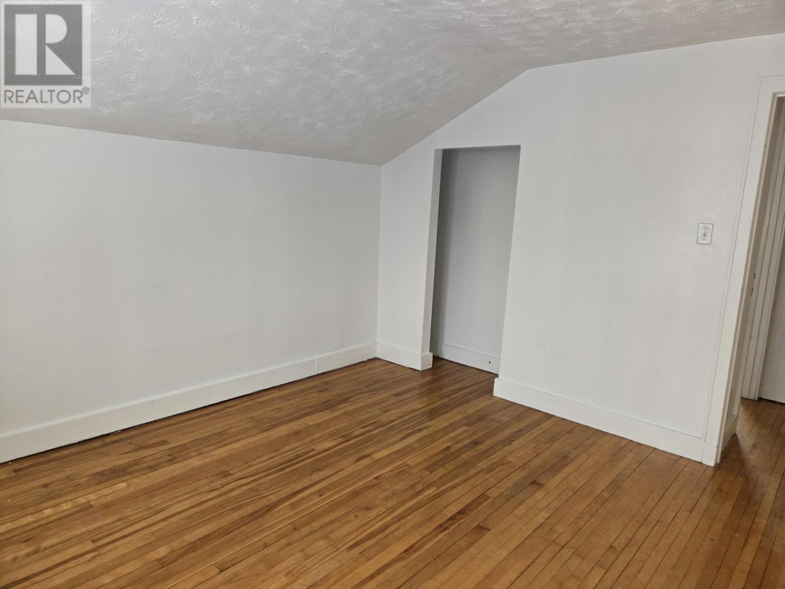 328 Gillies St, Sault Ste. Marie, Ontario  P6C 3Z7 - Photo 14 - SM253503