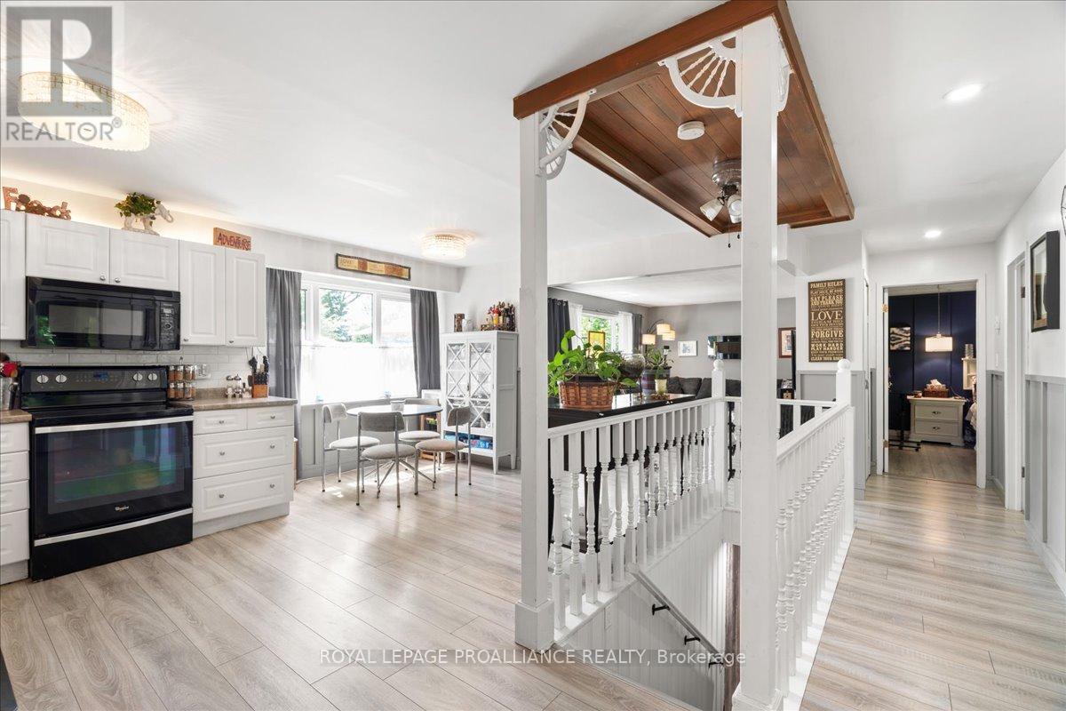 1023 Jewel Road, North Frontenac, Ontario  K0H 1K0 - Photo 6 - X12395009