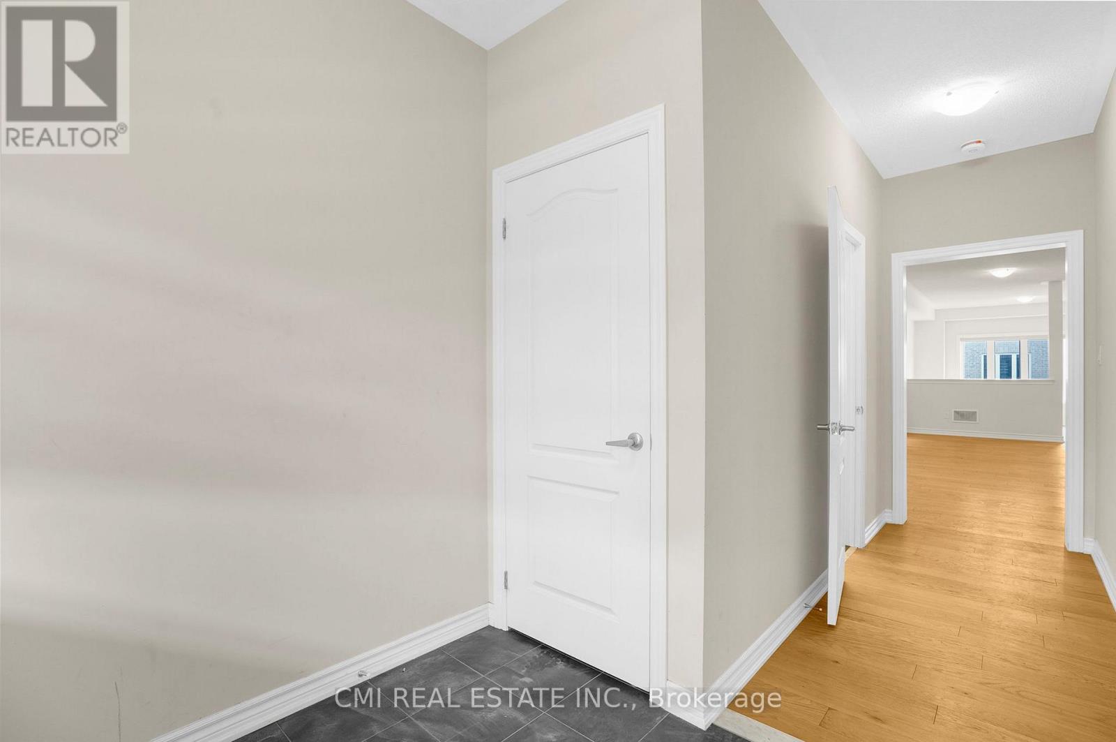 251 Palace Street, Thorold, Ontario  L2V 0N3 - Photo 18 - X12640408