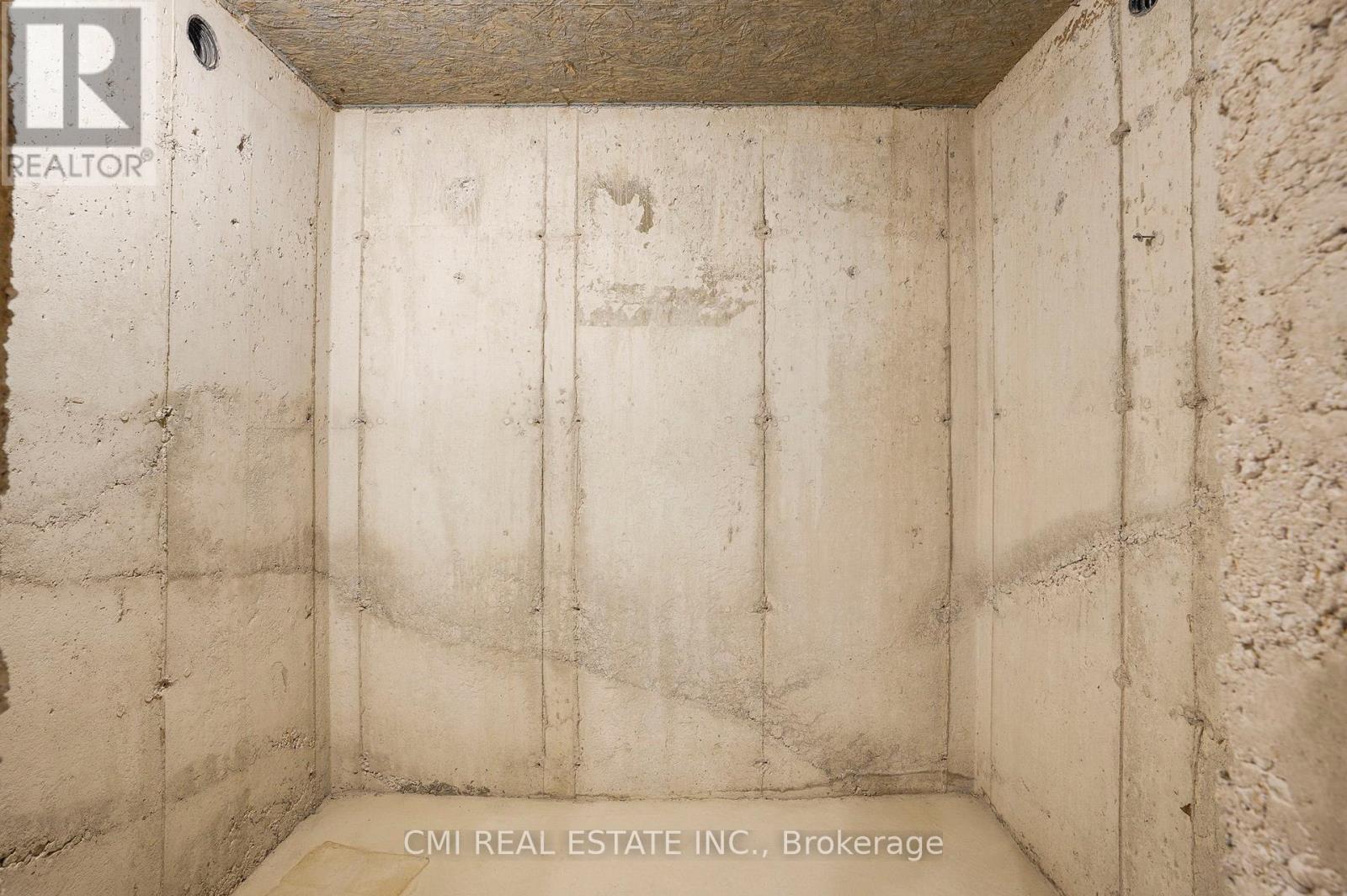 251 Palace Street, Thorold, Ontario  L2V 0N3 - Photo 34 - X12640408