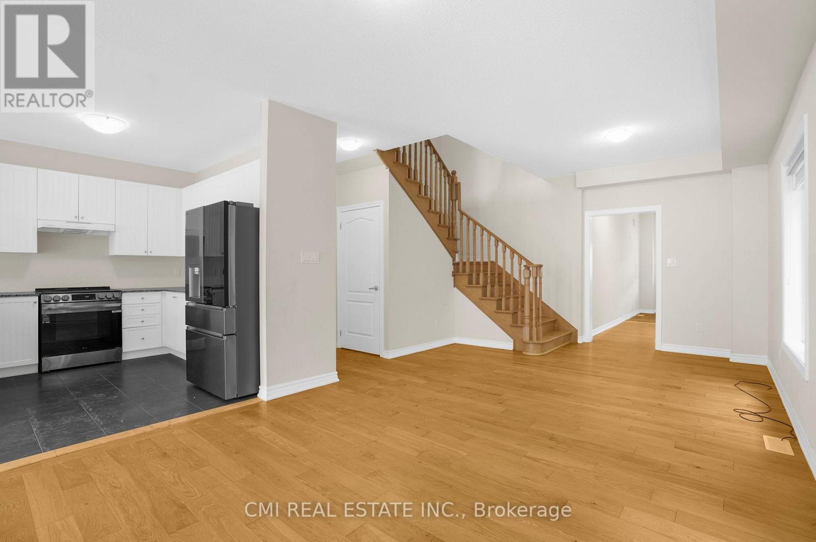 251 Palace Street, Thorold, Ontario  L2V 0N3 - Photo 7 - X12640408