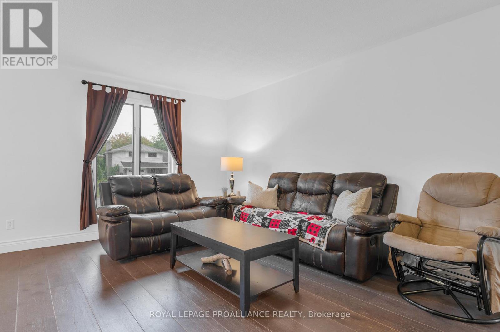 22 Briarwood Crescent, Belleville, Ontario  K8N 5J7 - Photo 10 - X12640566