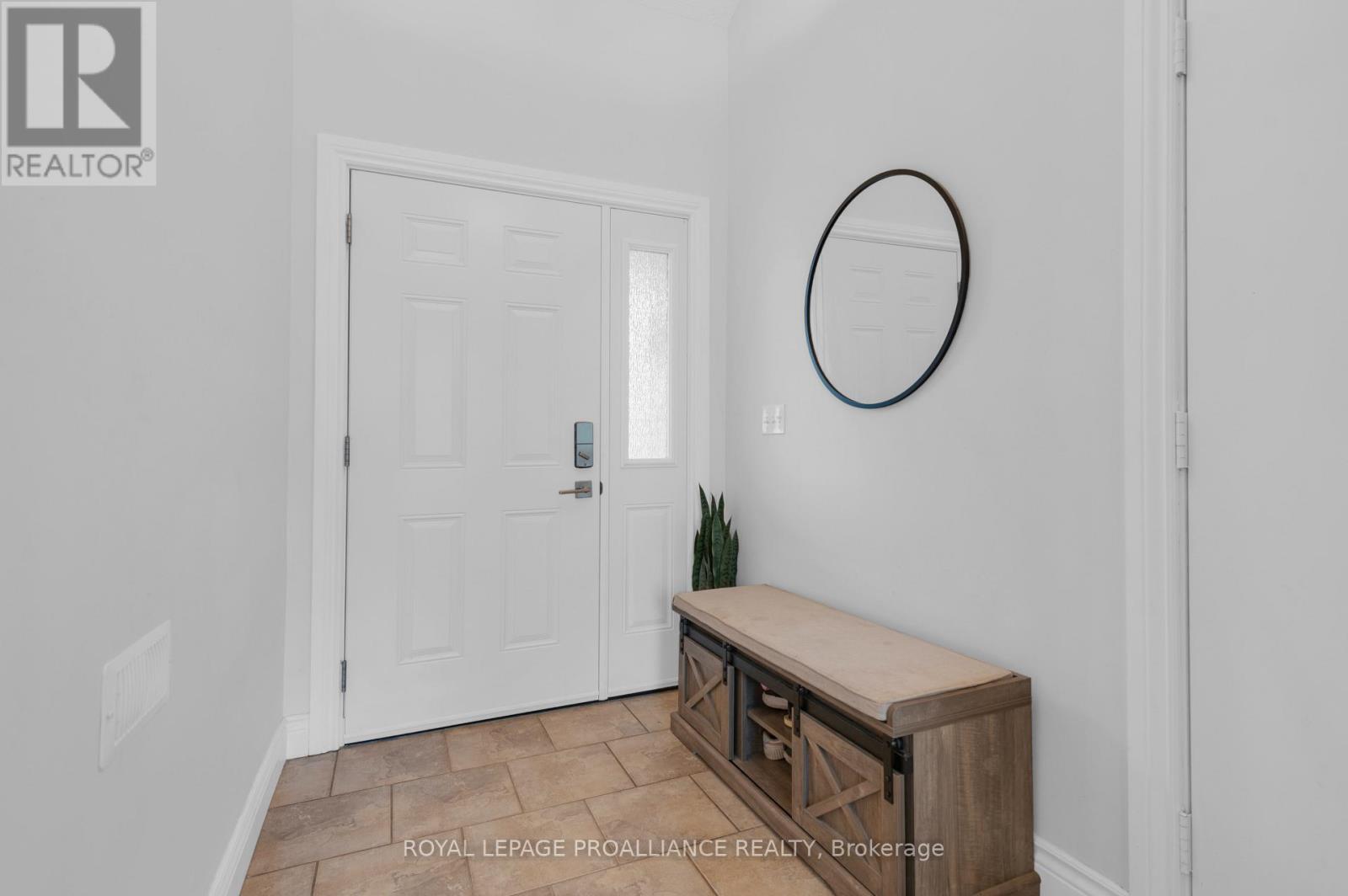 22 Briarwood Crescent, Belleville, Ontario  K8N 5J7 - Photo 6 - X12640566