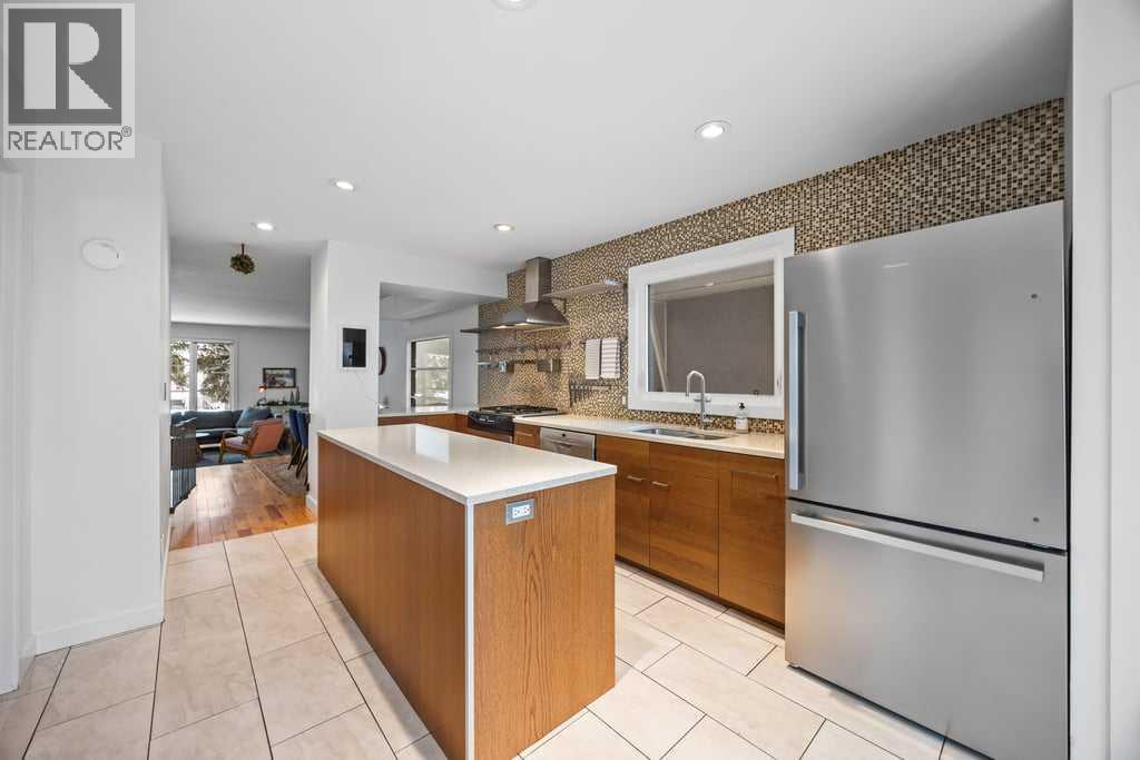 2603 33 Street Sw, Calgary, Alberta  T3E 2T4 - Photo 17 - A2272925