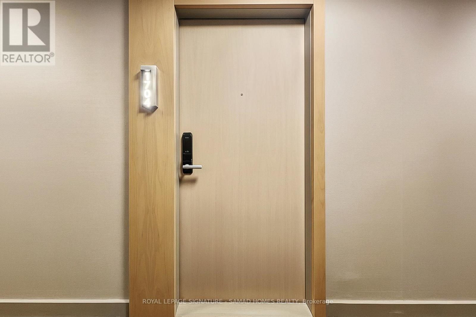 1704 - 575 Bloor Street E, Toronto, Ontario  M4W 0B2 - Photo 3 - C12636216