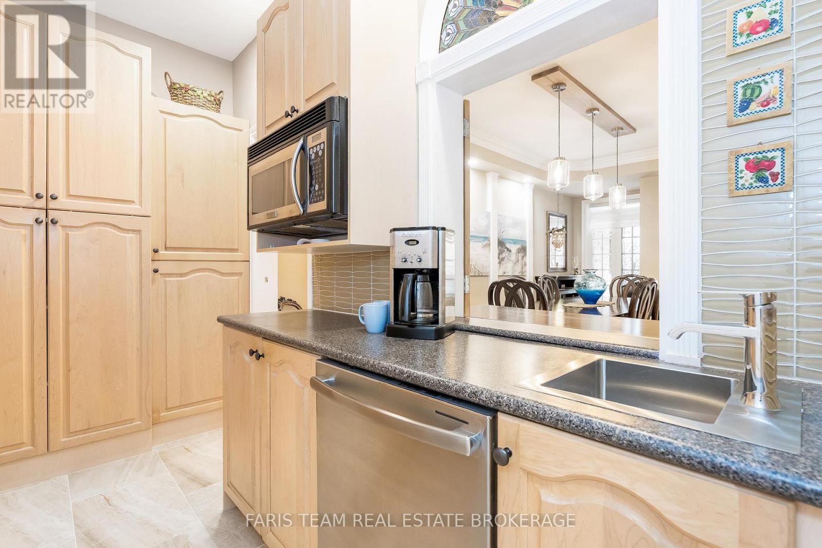 10 Wilton Trail, Aurora, Ontario  L4G 7S9 - Photo 14 - N12483990