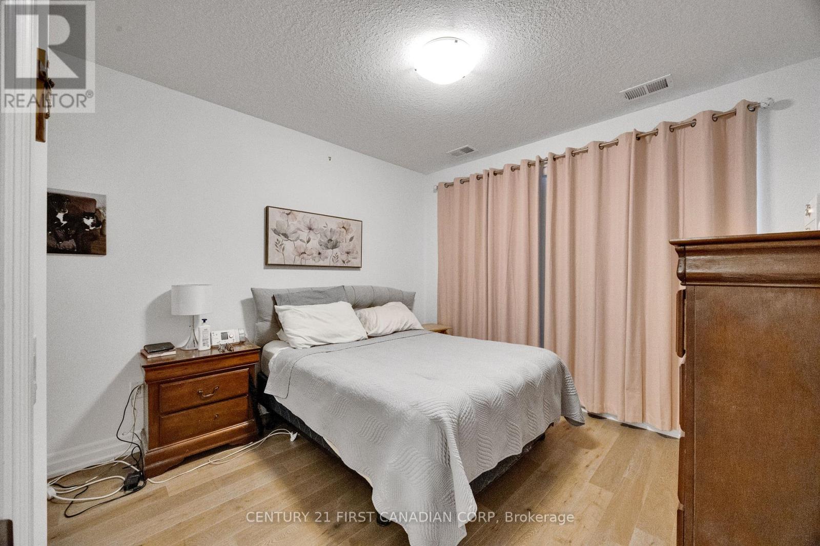 110 - 460 Callaway Road, London North, Ontario  N6G 0N8 - Photo 17 - X12640576