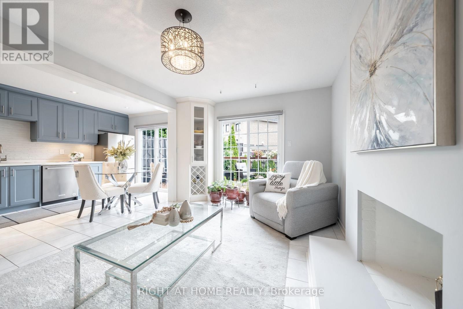 259 Tall Grass Trail, Vaughan, Ontario  L4L 3P7 - Photo 10 - N12513718