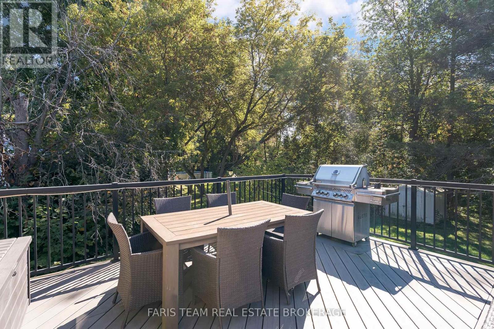 24 Parr Boulevard, Springwater, Ontario  L0M 1T2 - Photo 37 - S12629482