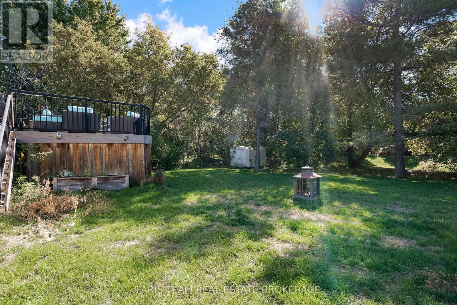 24 Parr Boulevard, Springwater, Ontario  L0M 1T2 - Photo 41 - S12629482