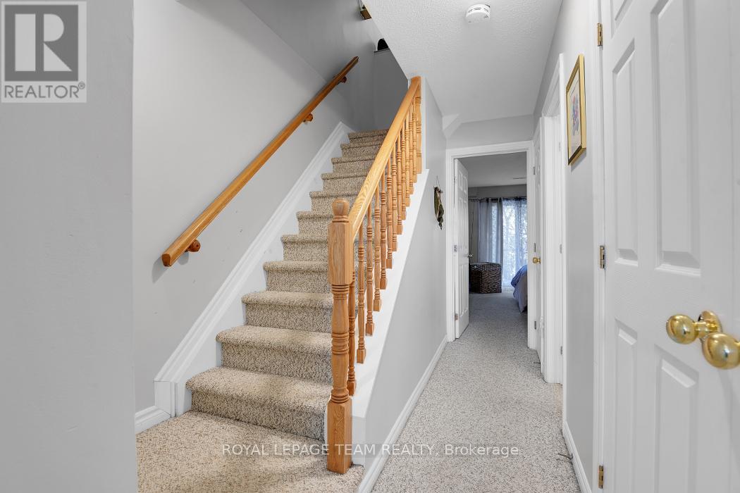 131 Tall Pines Pine, Ottawa, Ontario  K2H 1H1 - Photo 22 - X12640620