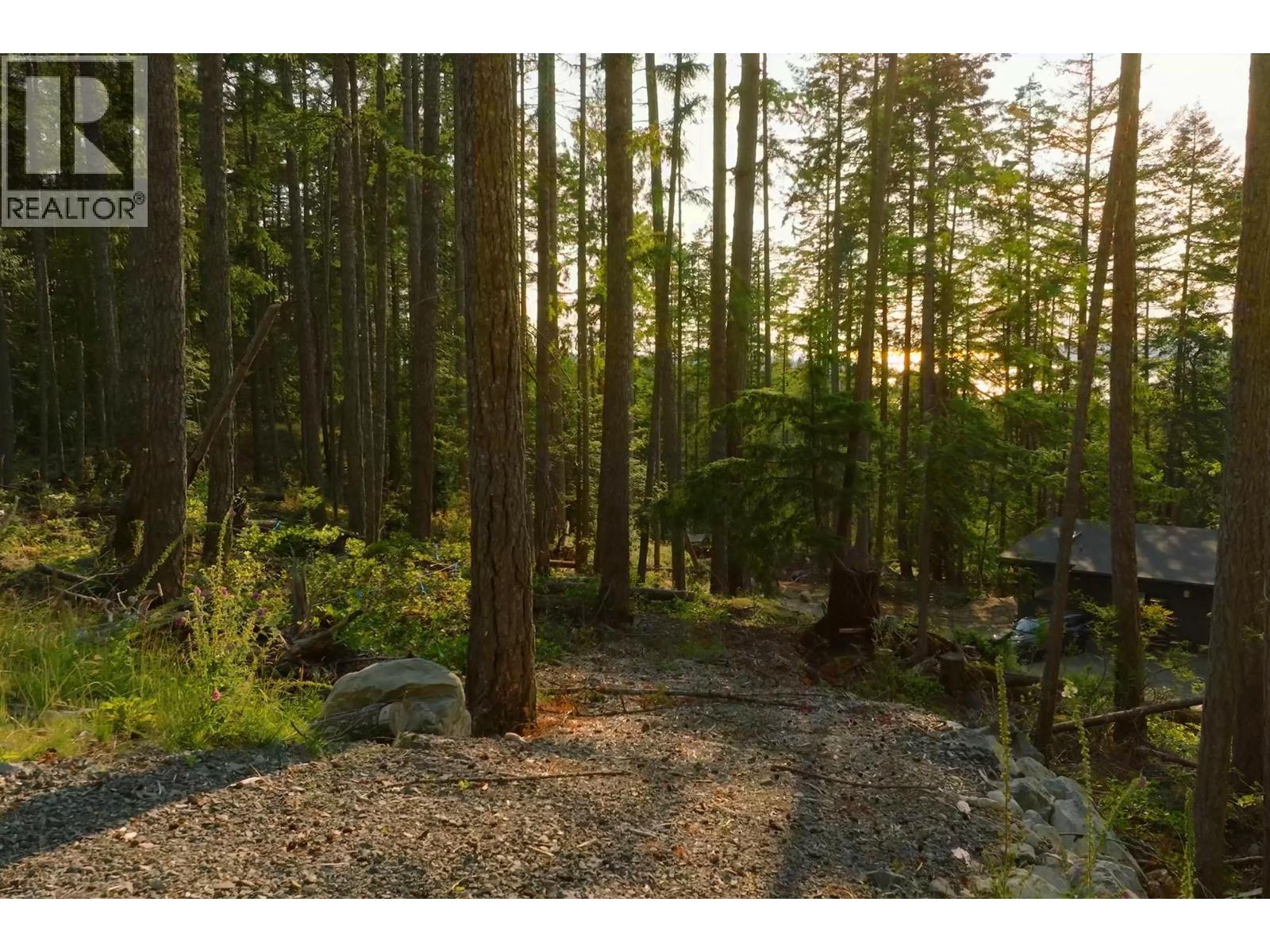 786 Hayes Road, Bowen Island, British Columbia  V0N 1G2 - Photo 1 - R3074402