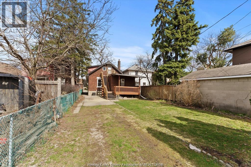 1427 Bruce Avenue Unit# Upper, Windsor, Ontario N9X 1X6 - Photo 2 - 25031837