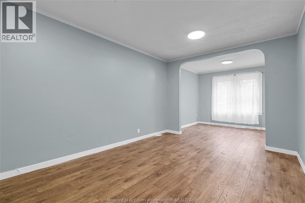 376 Ellis Street, Windsor, Ontario N8X 1B2 - Photo 12 - 25031831