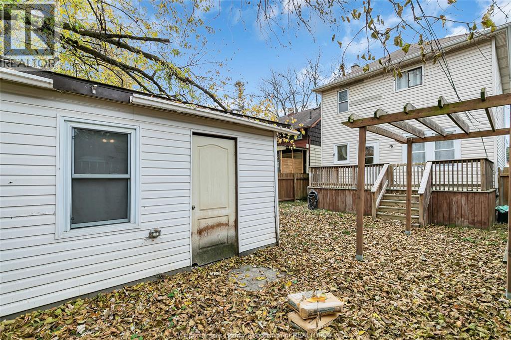 376 Ellis Street, Windsor, Ontario N8X 1B2 - Photo 30 - 25031831