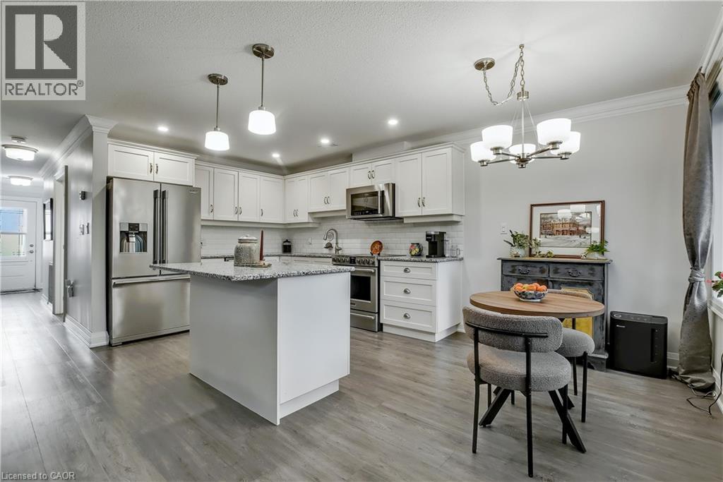 47 Bishop Reding Trail, Hamilton, Ontario  L9B 2L7 - Photo 1 - 40766288