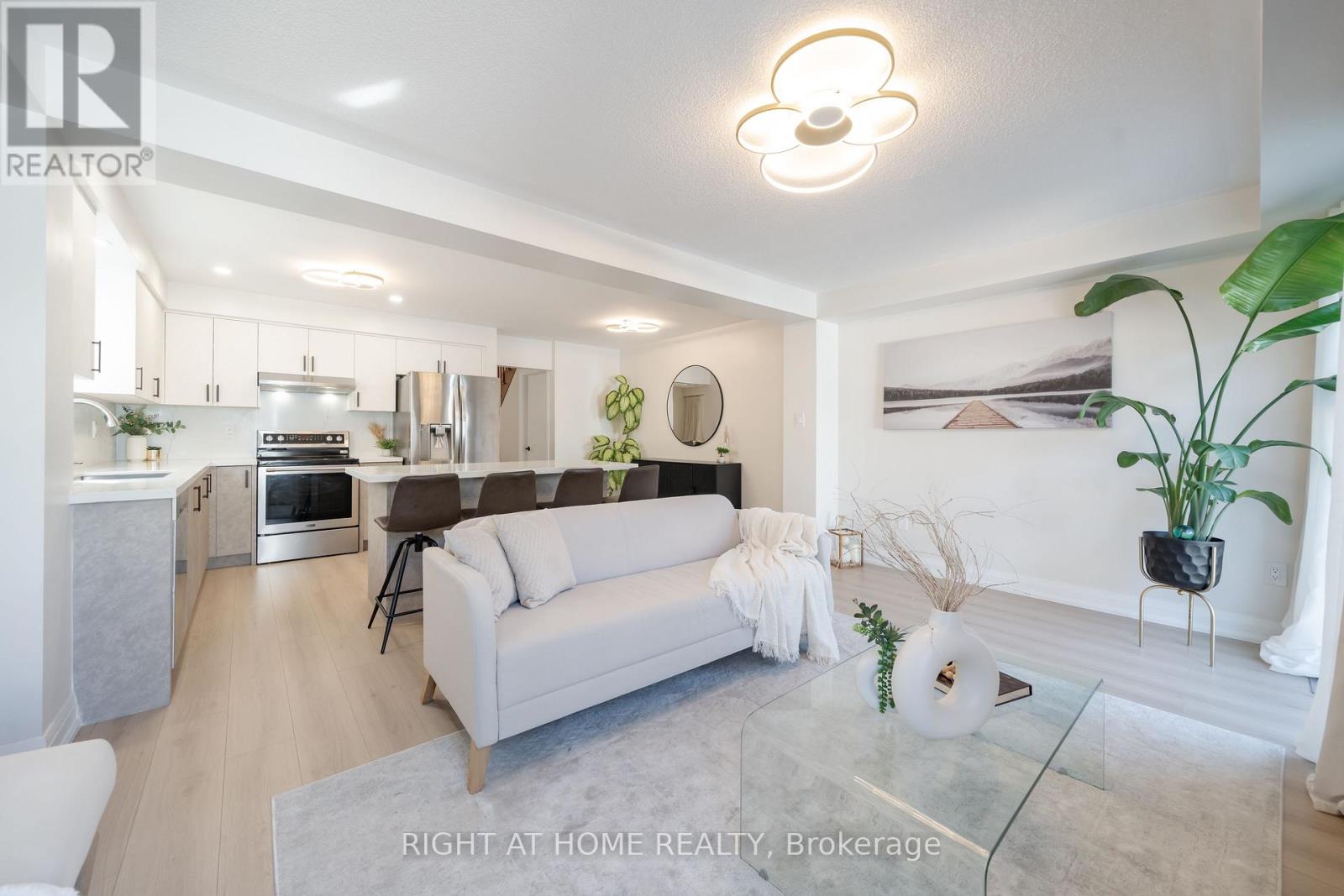 182 Meadowhawk Trail, Bradford West Gwillimbury, Ontario  L3Z 0E9 - Photo 15 - N12441386