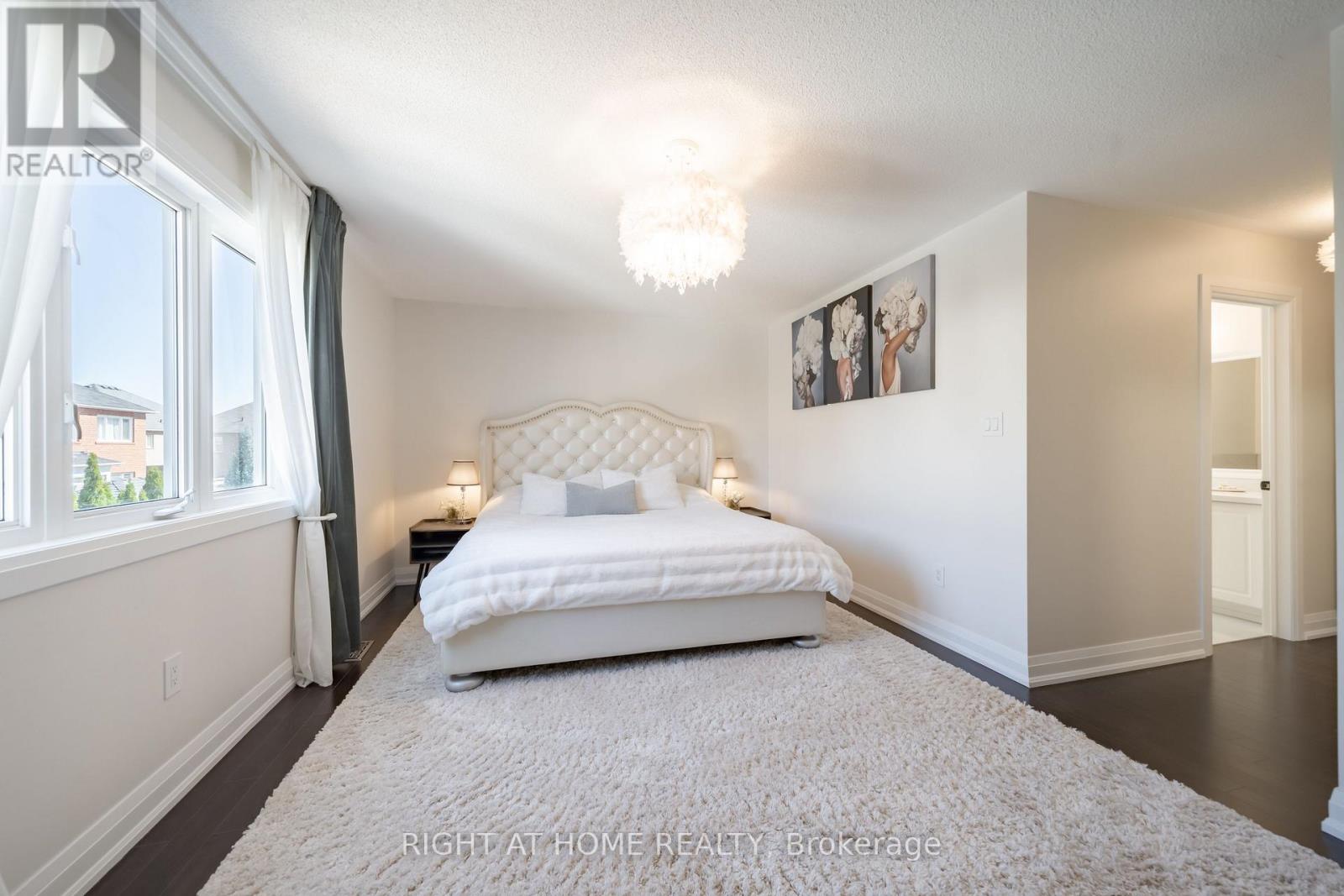 182 Meadowhawk Trail, Bradford West Gwillimbury, Ontario  L3Z 0E9 - Photo 19 - N12441386