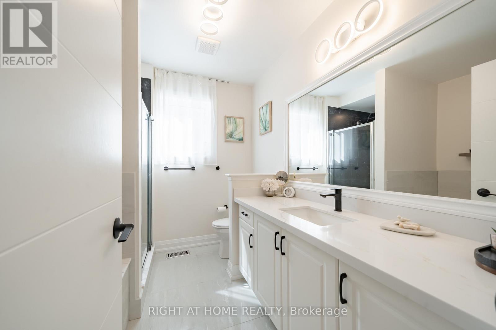 182 Meadowhawk Trail, Bradford West Gwillimbury, Ontario  L3Z 0E9 - Photo 22 - N12441386