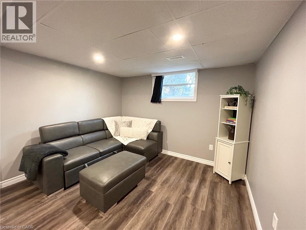 4 Fernwood Place Unit# Lower Unit, Kitchener, Ontario  N2M 2Z2 - Photo 9 - 40793114