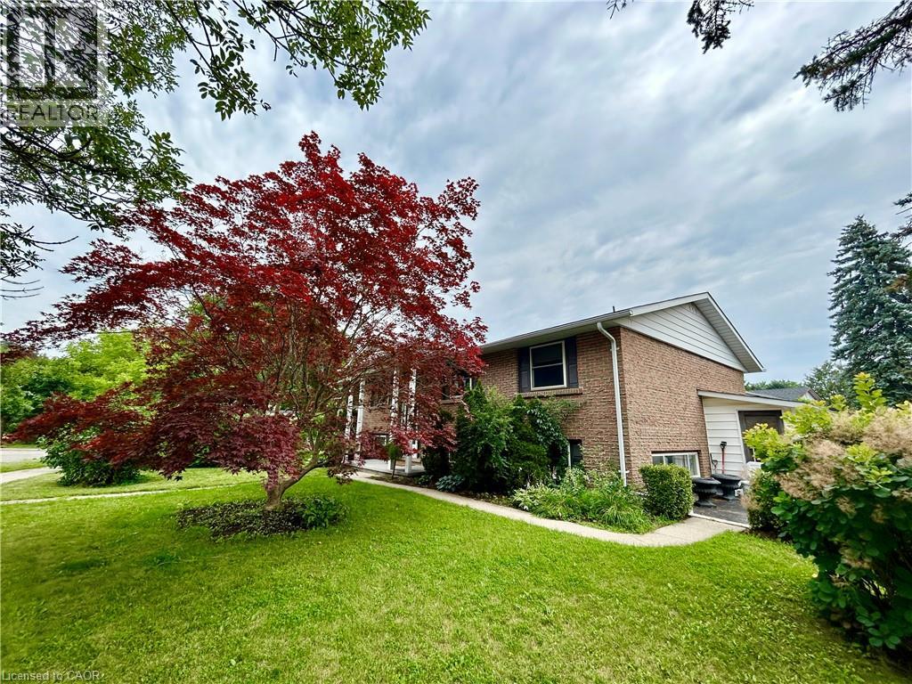 4 Fernwood Place Unit# Lower Unit, Kitchener, Ontario  N2M 2Z2 - Photo 2 - 40793114