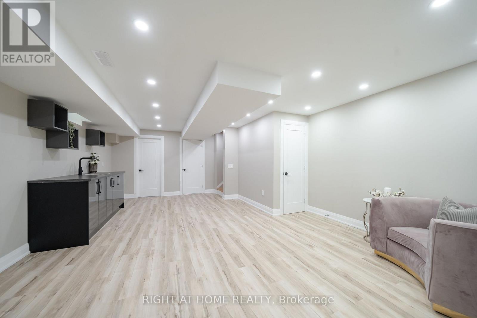 182 Meadowhawk Trail, Bradford West Gwillimbury, Ontario  L3Z 0E9 - Photo 33 - N12441386