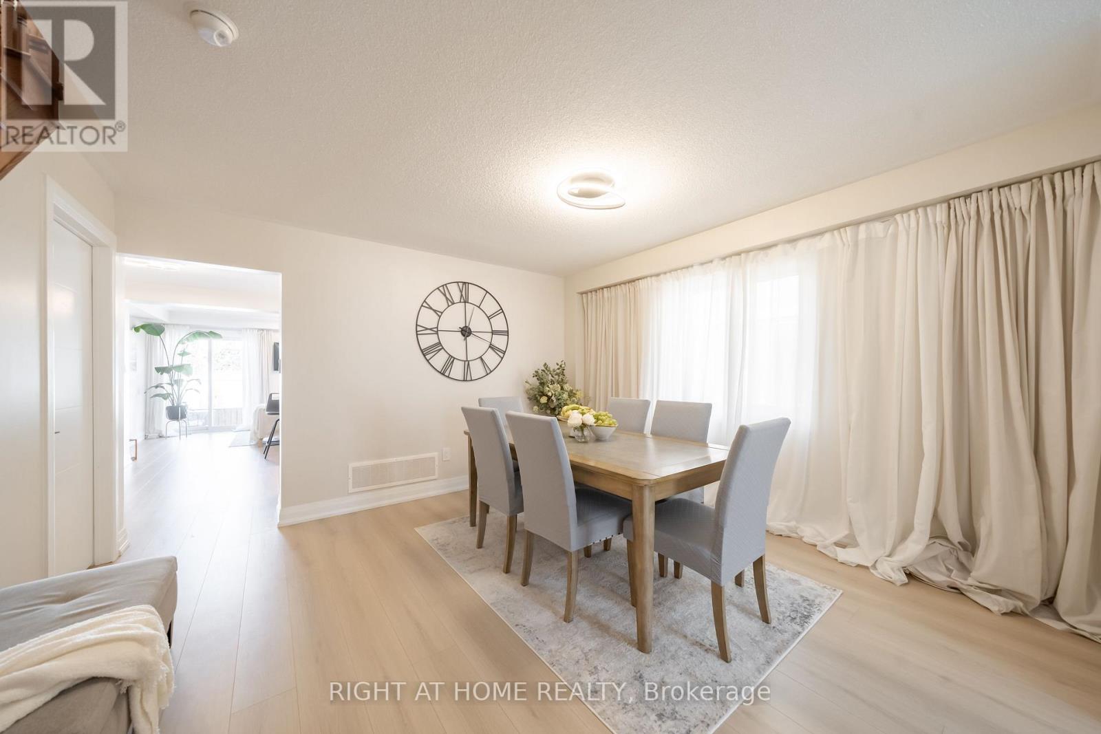 182 Meadowhawk Trail, Bradford West Gwillimbury, Ontario  L3Z 0E9 - Photo 7 - N12441386