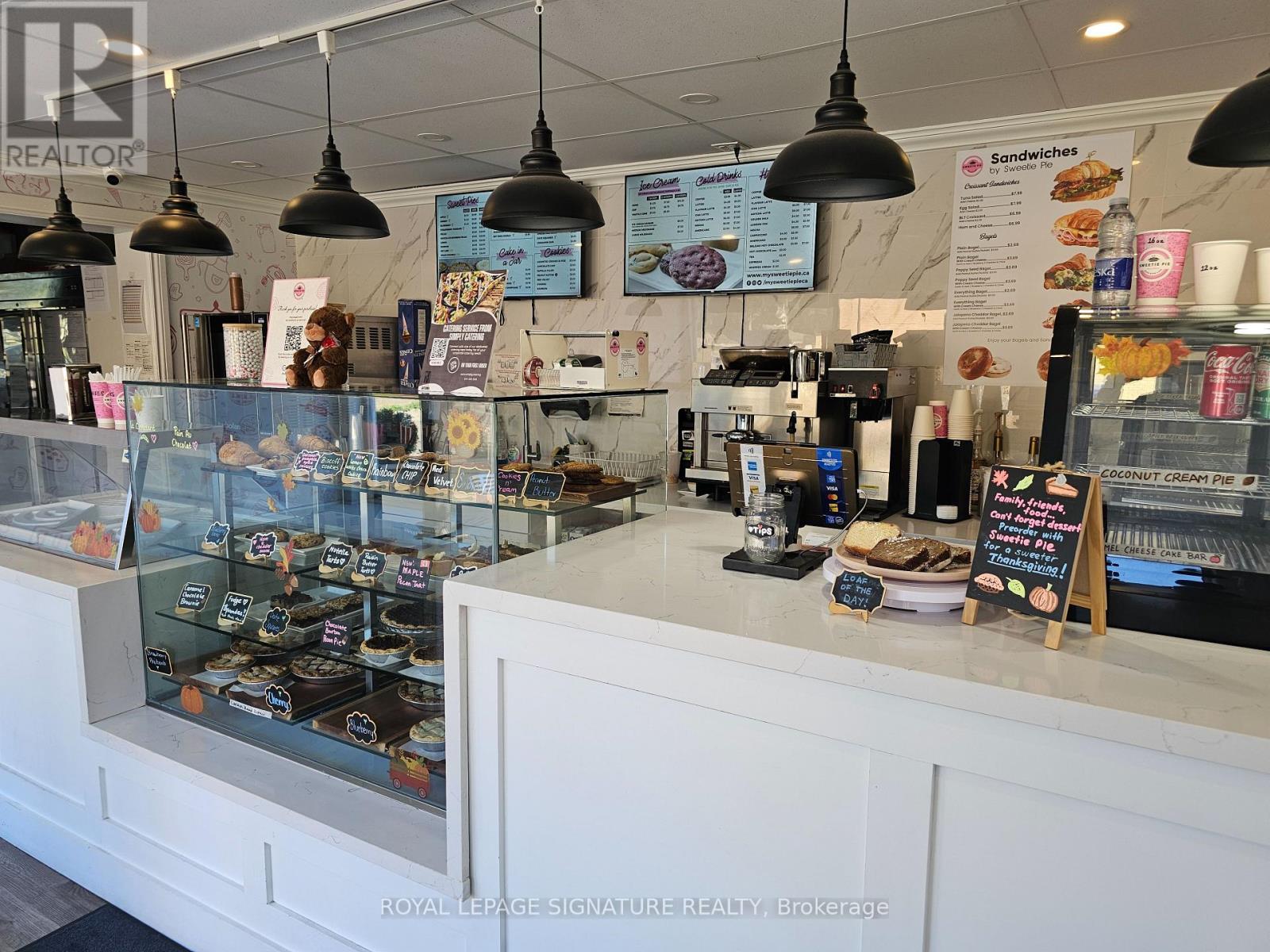 1639 Bayview Avenue, Toronto, Ontario  M4G 3B5 - Photo 2 - C12640596