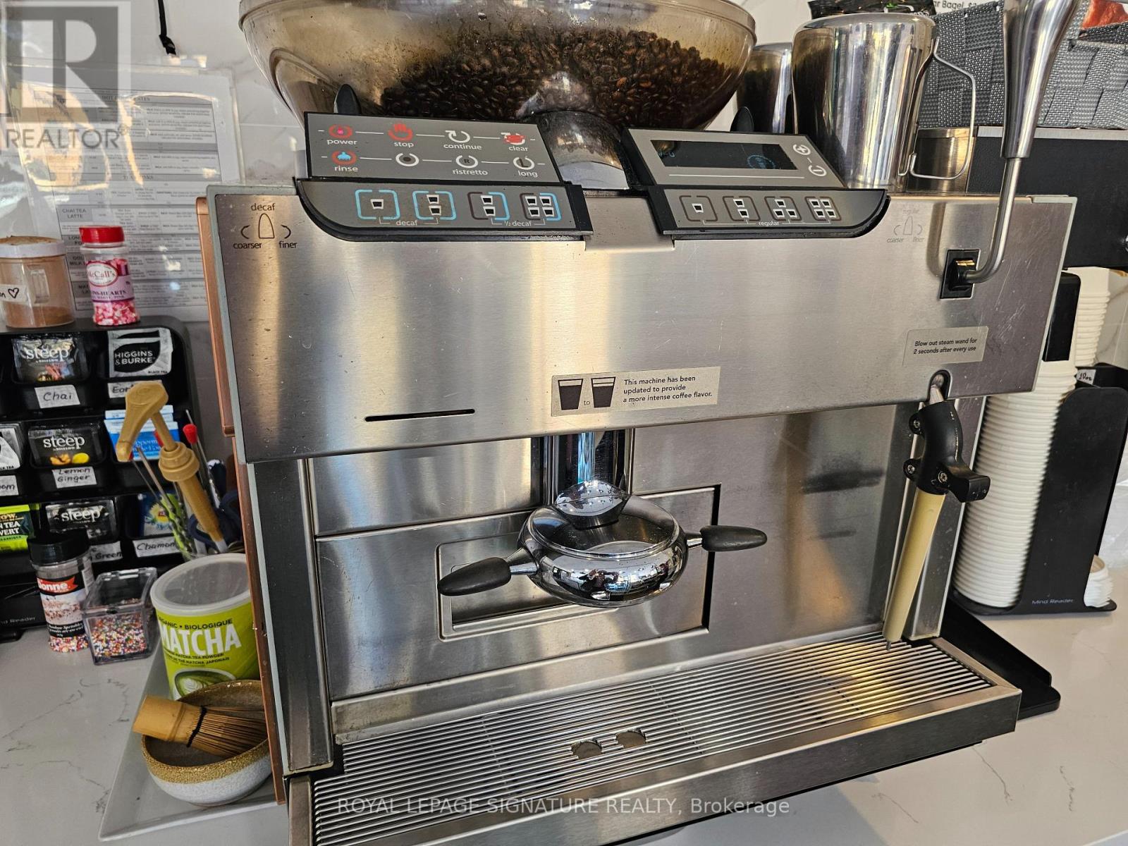 1639 Bayview Avenue, Toronto, Ontario  M4G 3B5 - Photo 6 - C12640596