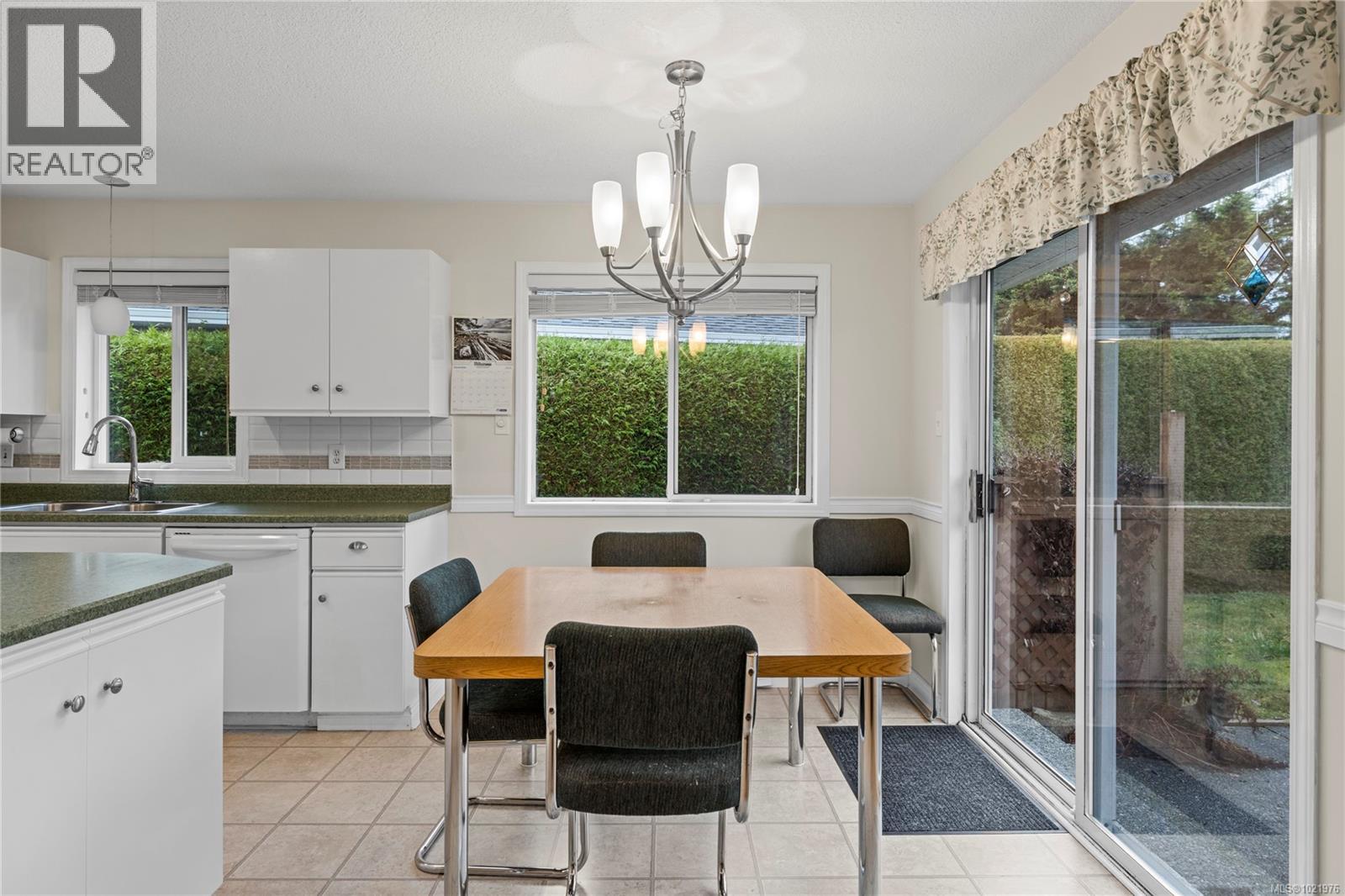 5902 Beacon Pl, Nanaimo, British Columbia V9V 1J6 - Photo 17 - 1021976