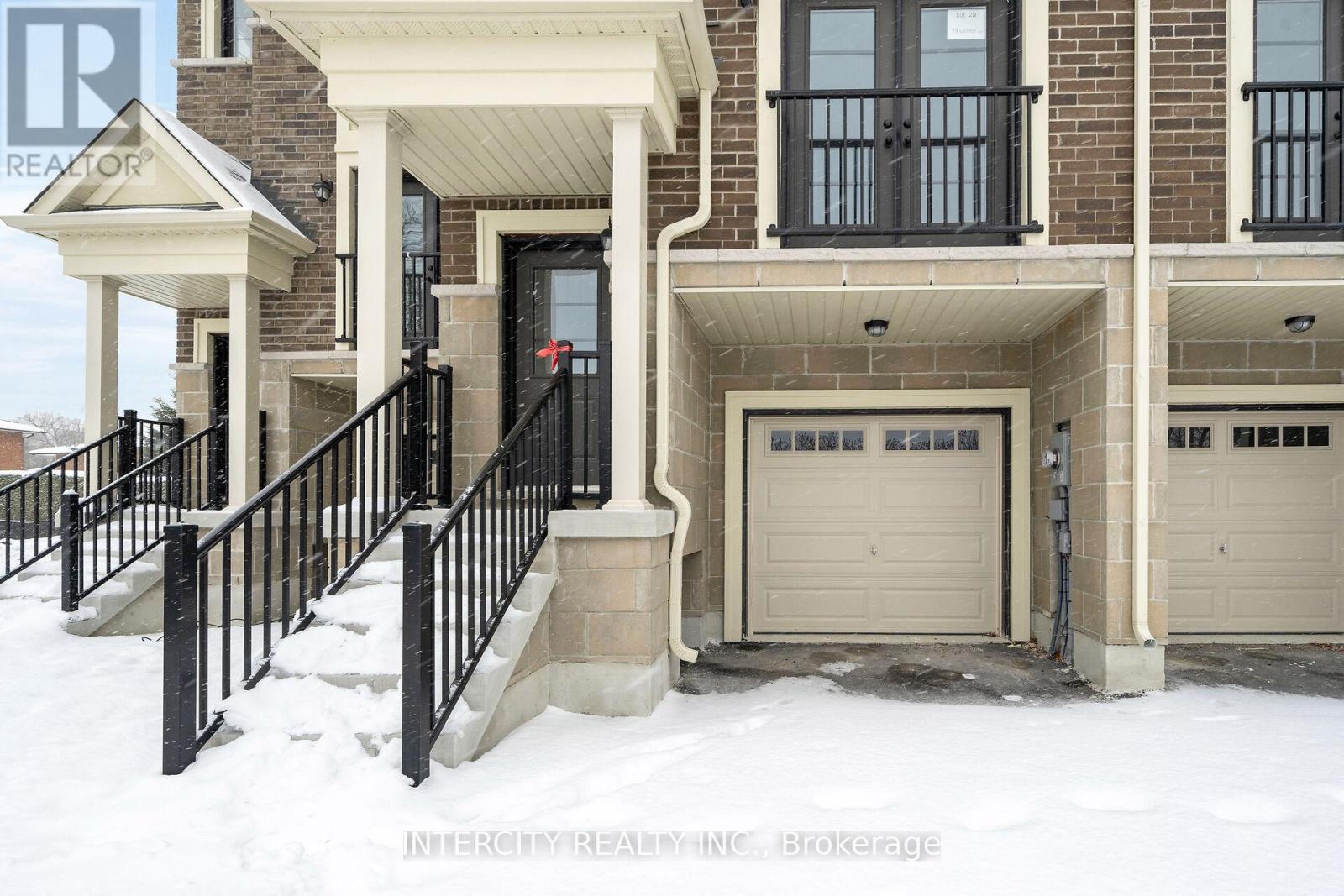 Unit 20 - 79 Marret Lane, Clarington, Ontario  L1B 1J2 - Photo 2 - E12640562