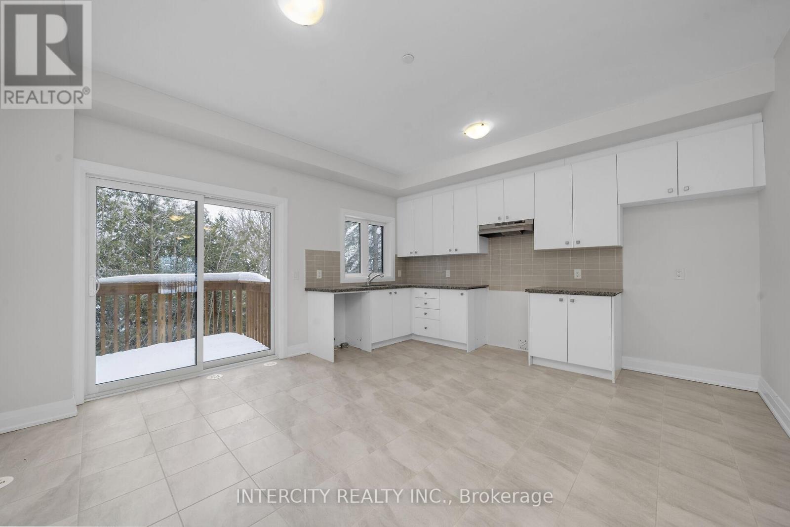 Unit 20 - 79 Marret Lane, Clarington, Ontario  L1B 1J2 - Photo 6 - E12640562