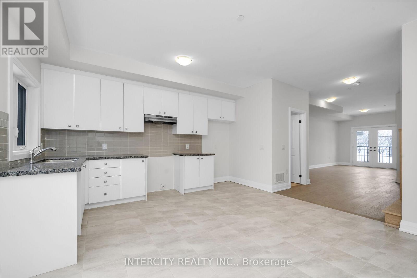 Unit 20 - 79 Marret Lane, Clarington, Ontario  L1B 1J2 - Photo 7 - E12640562