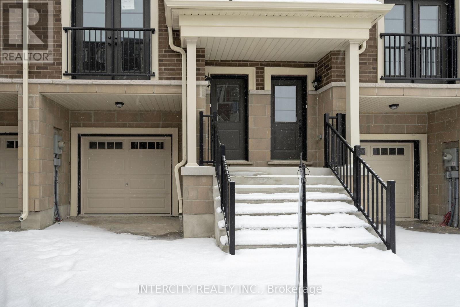 Unit 5 - 19 Marret Lane, Clarington, Ontario  L1B 1J2 - Photo 2 - E12640568