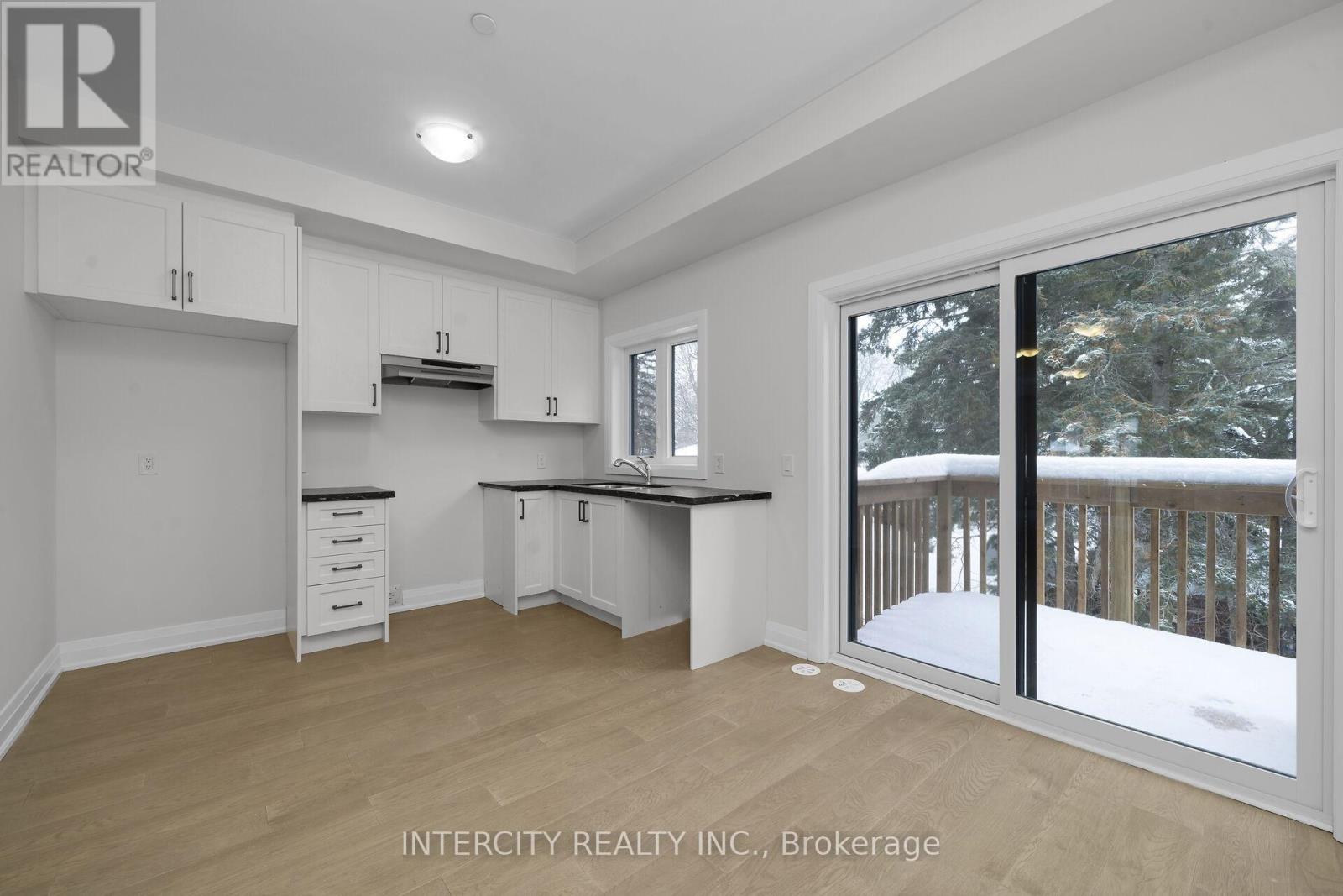 Unit 5 - 19 Marret Lane, Clarington, Ontario  L1B 1J2 - Photo 6 - E12640568