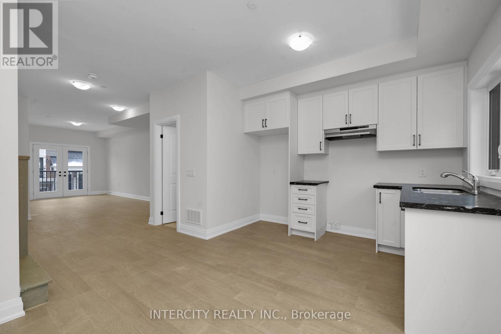 Unit 5 - 19 Marret Lane, Clarington, Ontario  L1B 1J2 - Photo 7 - E12640568