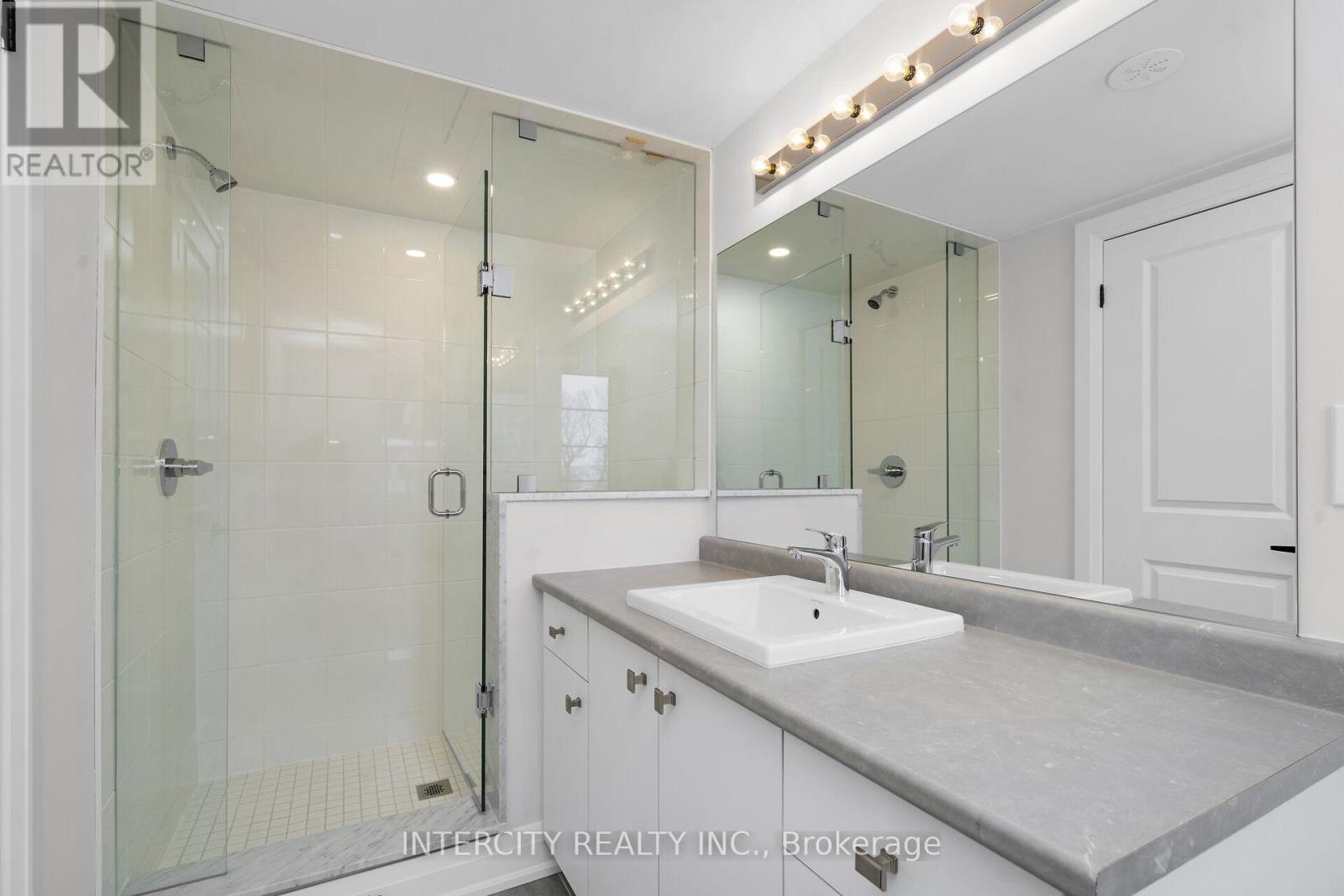 Unit 11 - 43 Marret Lane, Clarington, Ontario L1B 1J2 - Photo 18 - E12640570