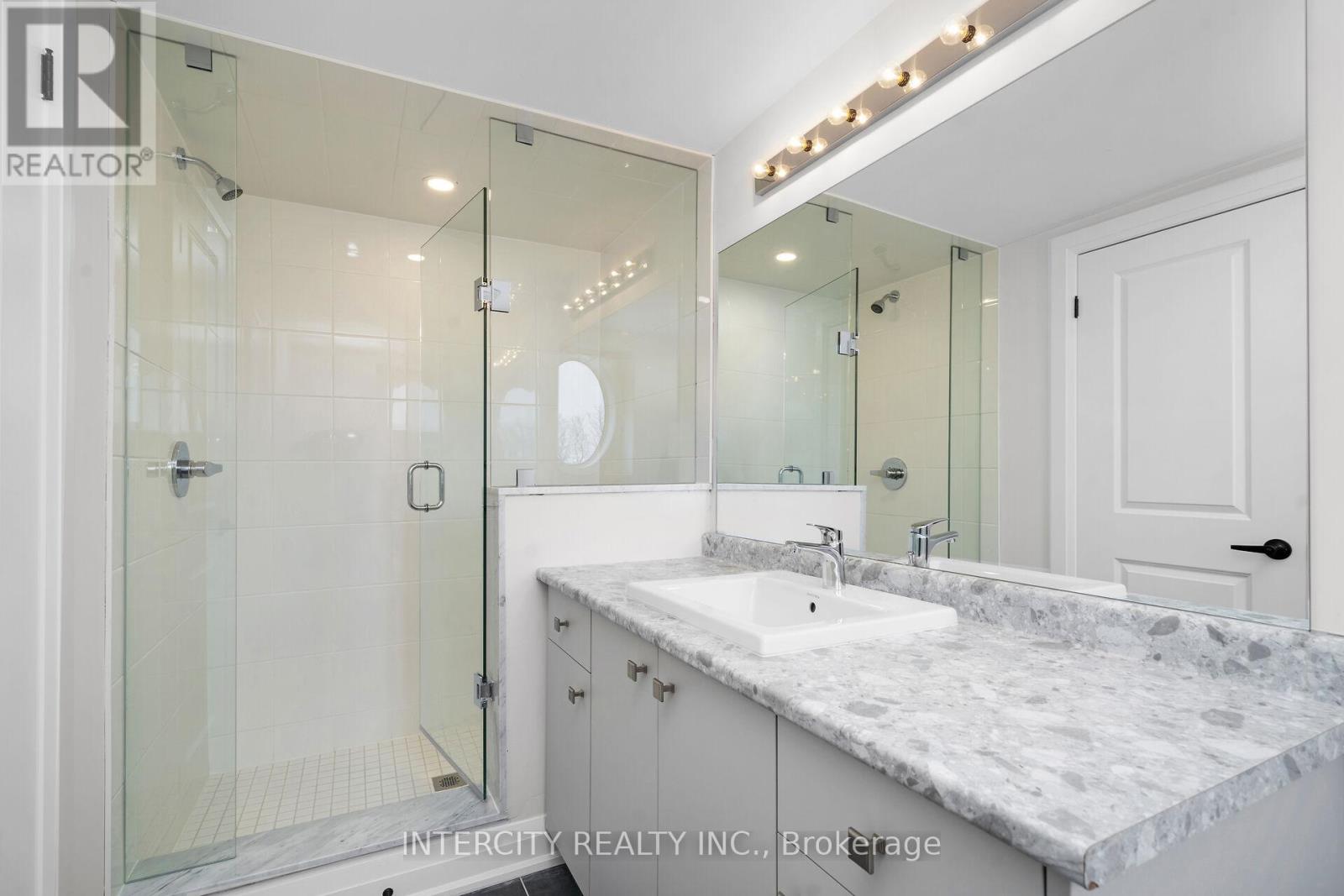 Unit 11 - 43 Marret Lane, Clarington, Ontario L1B 1J2 - Photo 21 - E12640570