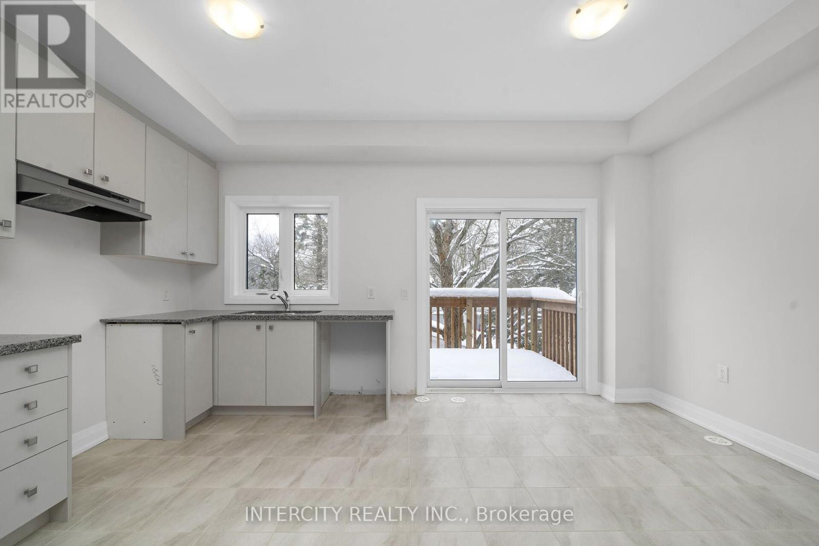 Unit 11 - 43 Marret Lane, Clarington, Ontario L1B 1J2 - Photo 5 - E12640570