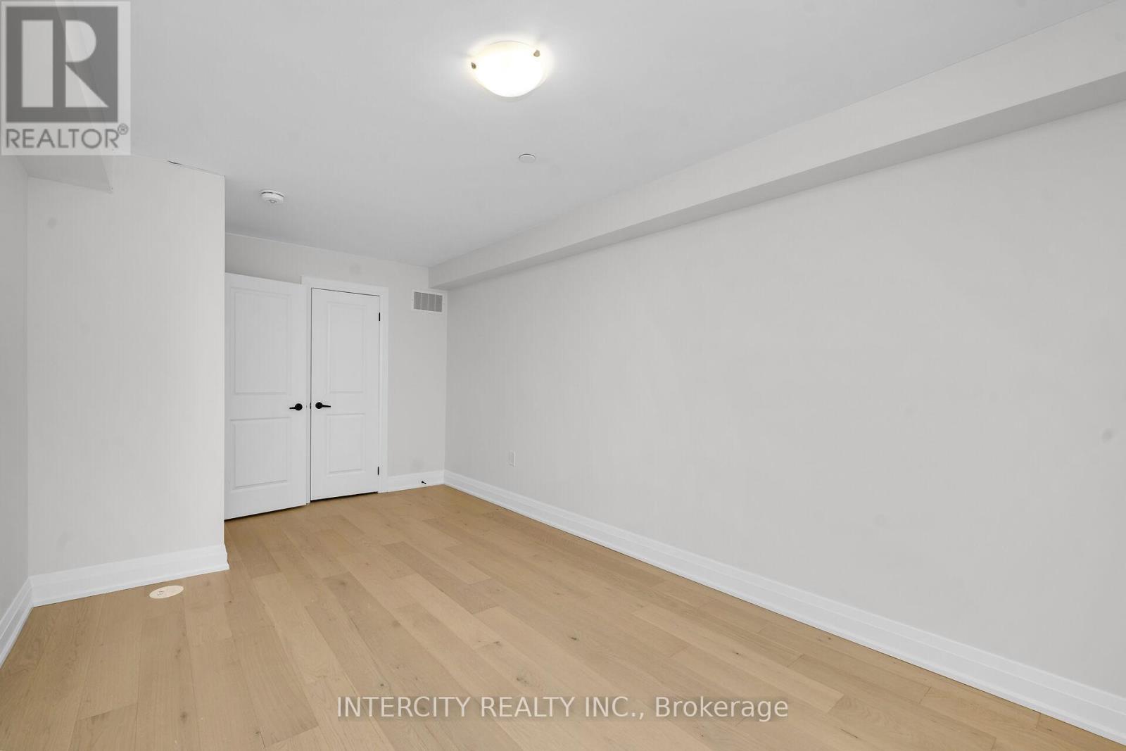 Unit 16 - 63 Marret Lane, Clarington, Ontario  L1B 1J2 - Photo 20 - E12640572