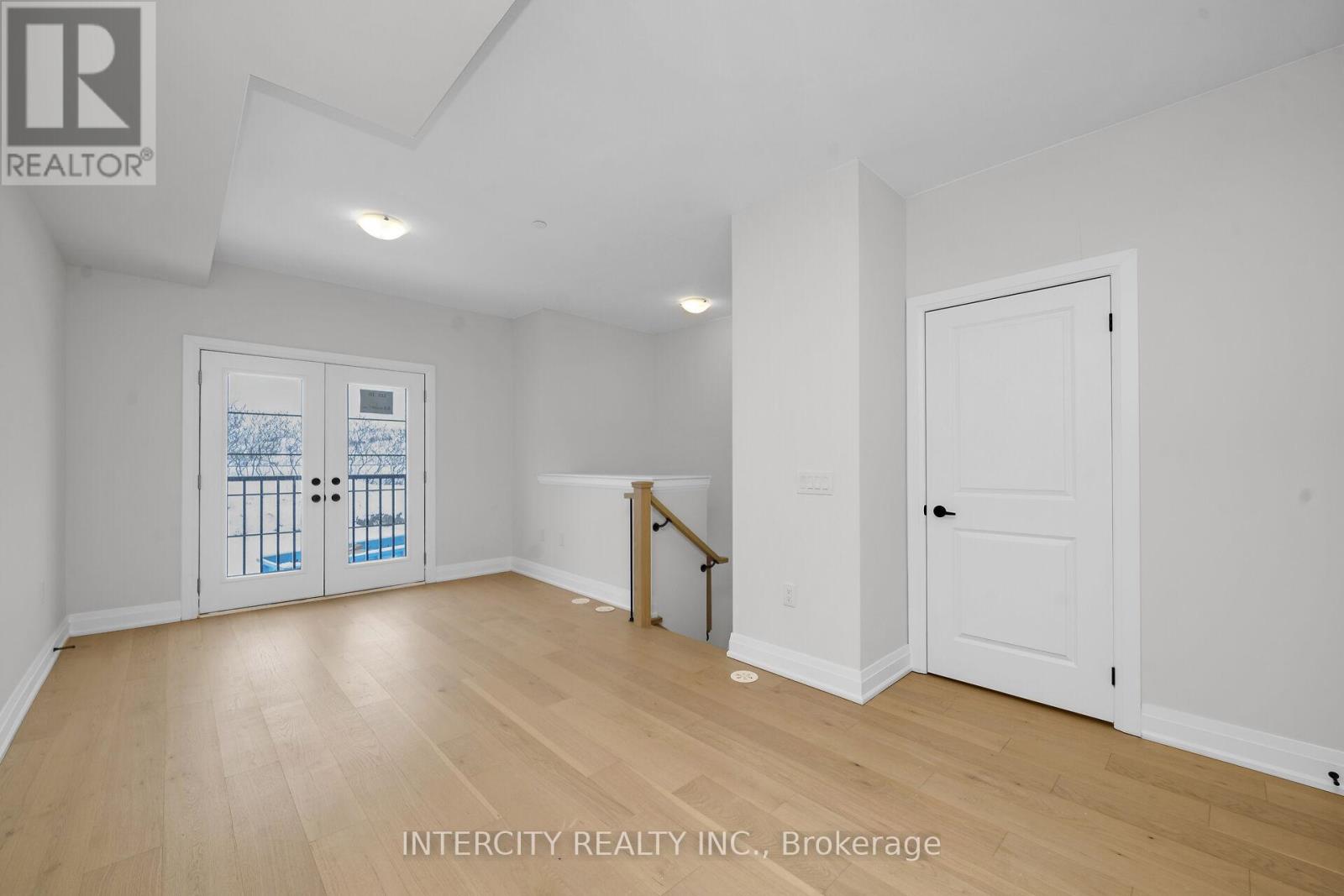 Unit 16 - 63 Marret Lane, Clarington, Ontario  L1B 1J2 - Photo 4 - E12640572