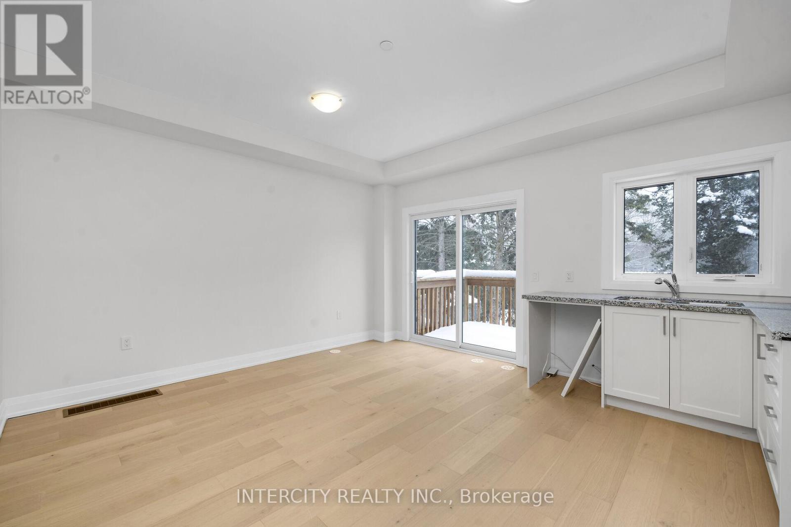 Unit 16 - 63 Marret Lane, Clarington, Ontario  L1B 1J2 - Photo 8 - E12640572